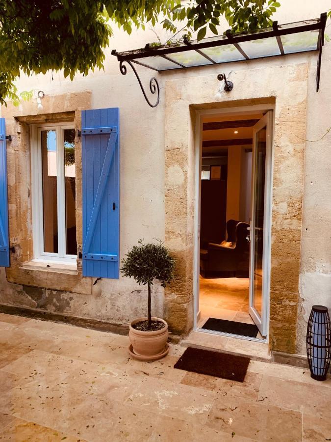 Le Mas Des Glycines Salon-de-Provence Extérieur photo