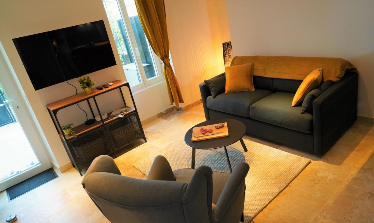 Le Mas Des Glycines Salon-de-Provence Extérieur photo